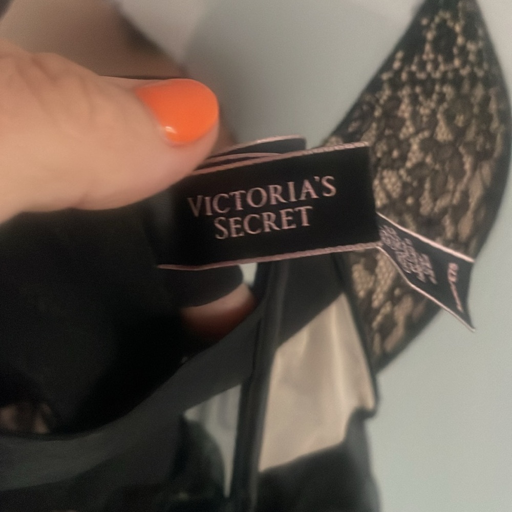 Victorias Secret Eyelash Lace Babydoll Bra Size 34DD - Picture 9 of 12